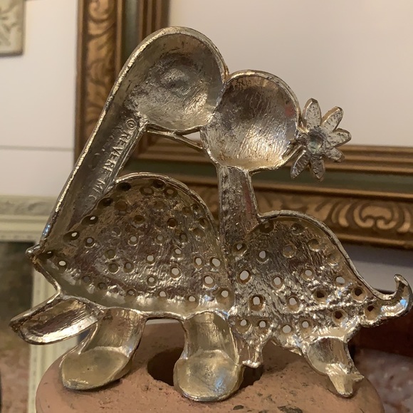 Hugging turtle earring holder marked revere - Picture 4 of 4